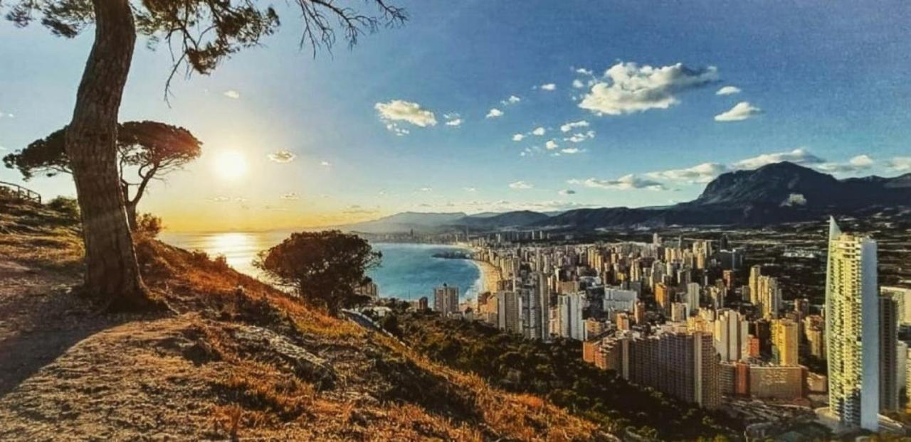 칼라 데 피네스트라트 Casa Miramar Benidorm Skyline 빌라 외부 사진